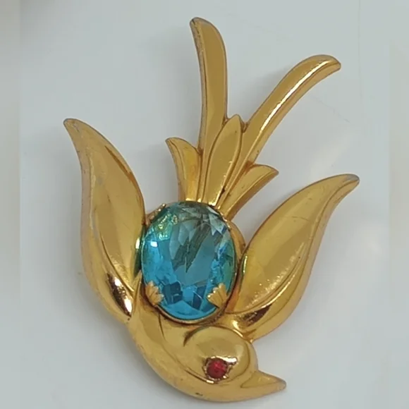 * vintage Coro Pegasus signed blue stone gold tone bird pin brooch - Picture 1 of 7